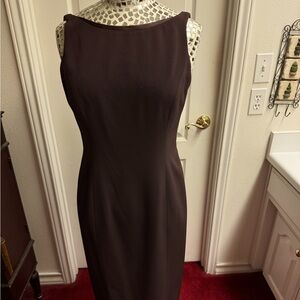 Tahari sleeveless dress